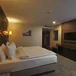מלון Tryp Sisli *