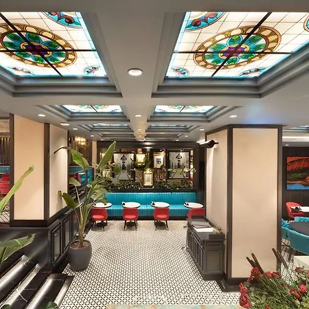 ホテル Tryp Sisli